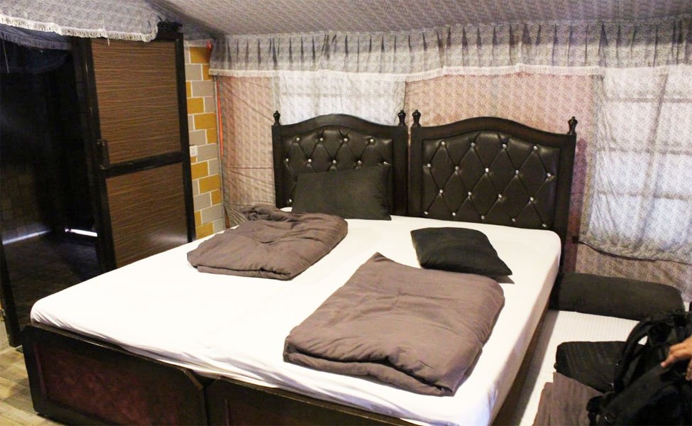Rishikesh-camp-bed